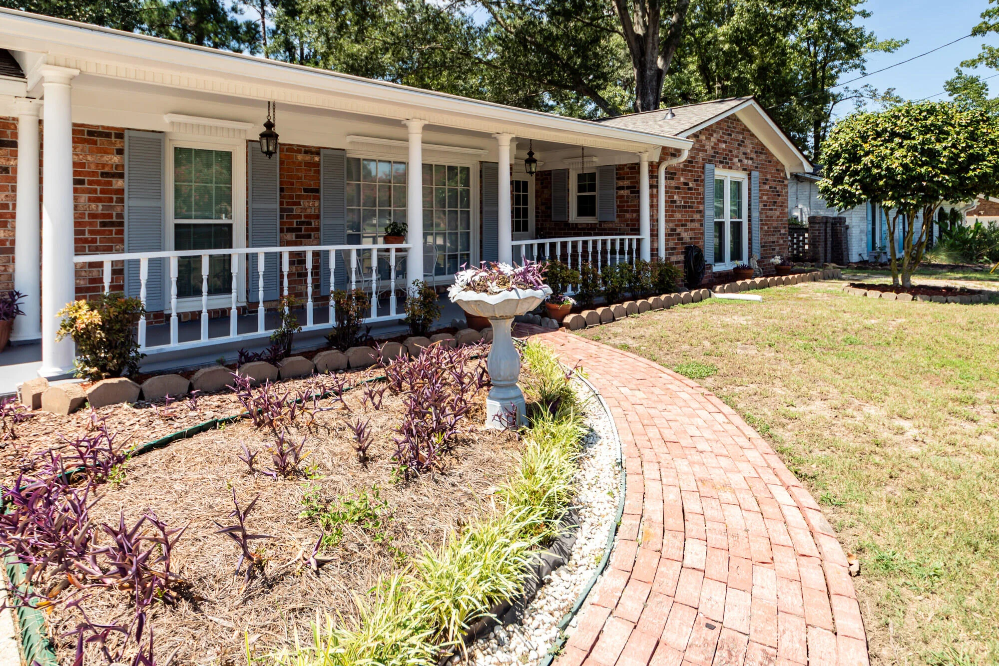 8425 Deerwood Drive