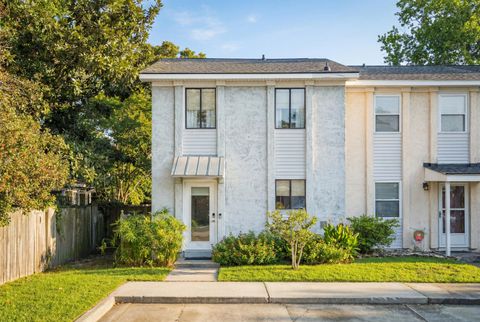 701 Davenport Drive Mount Pleasant SC 29464