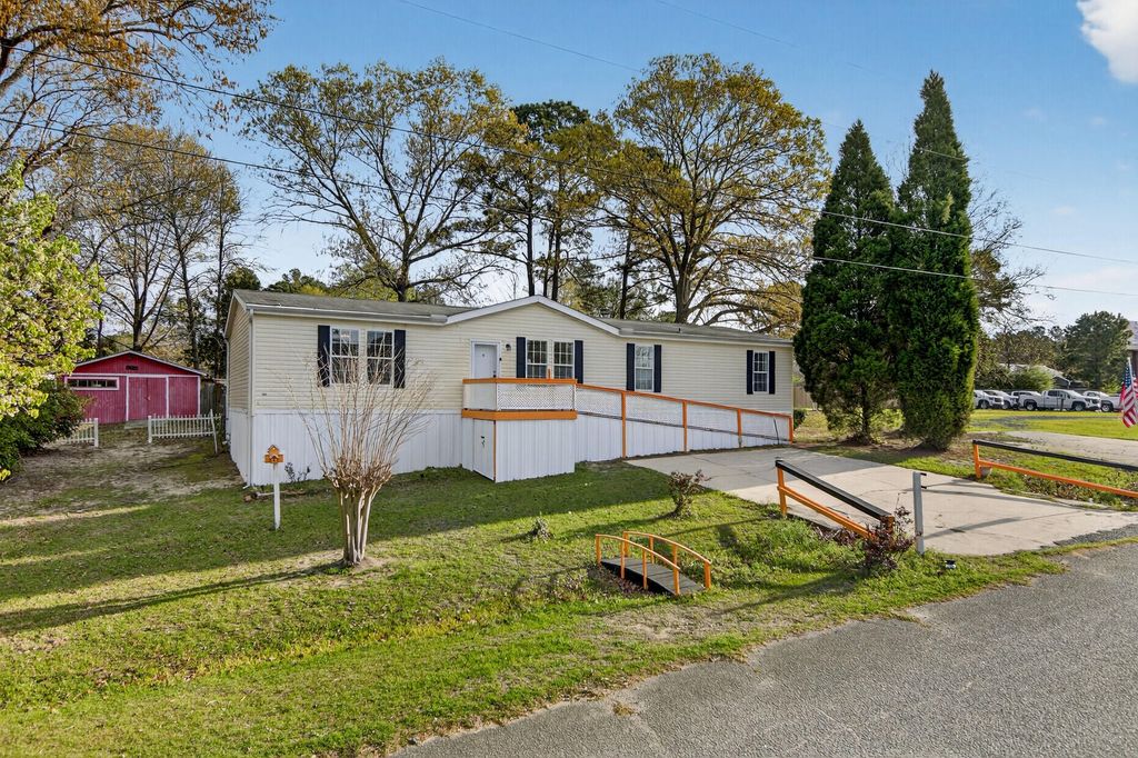 Photo of 106 Minnie Court, Moncks Corner, SC 29461 (MLS # 26007749)