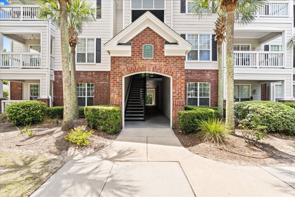 Photo of 45 Sycamore Avenue #1811, Charleston, SC 29407 (MLS # 26014864)
