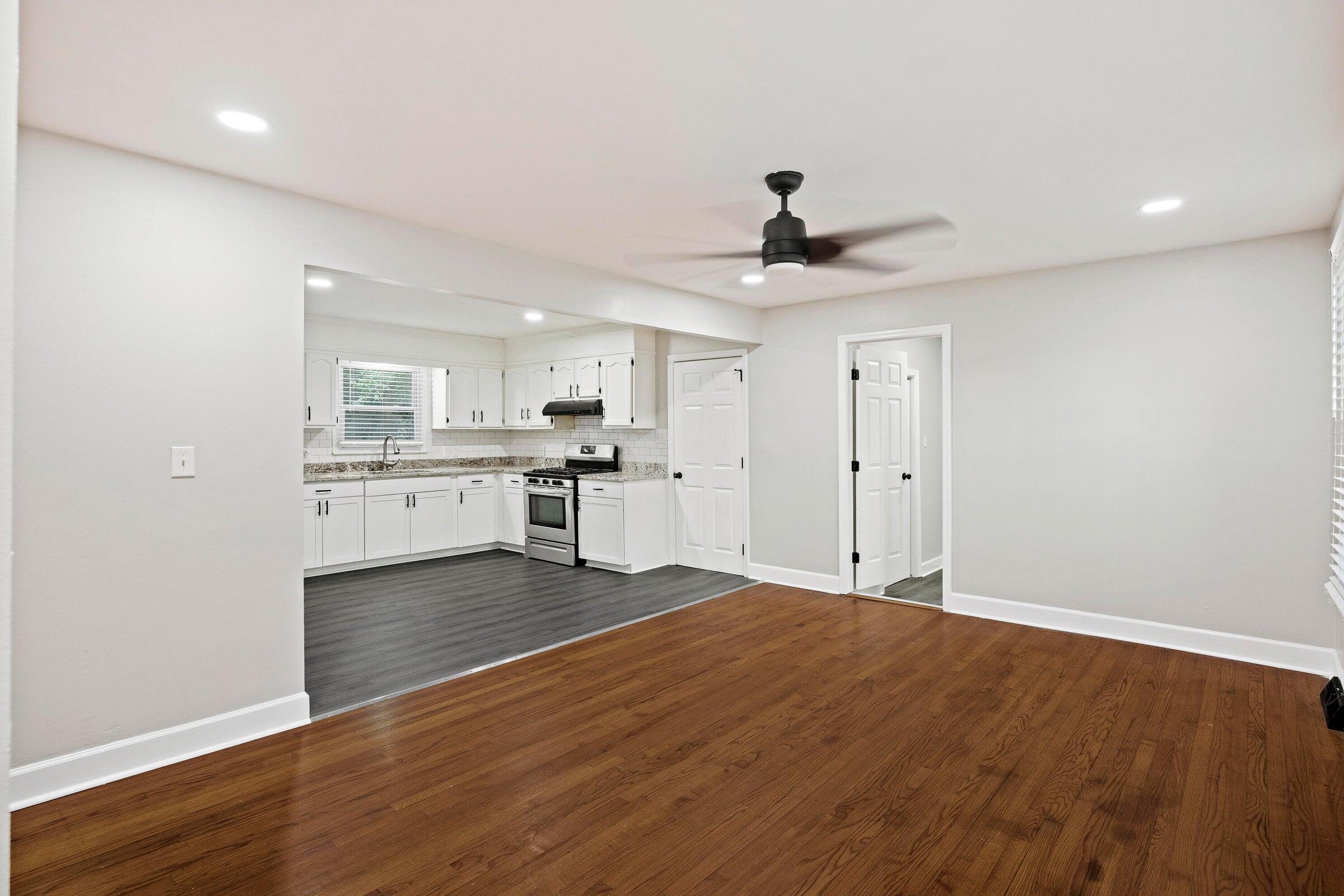 7708 Peppercorn Lane