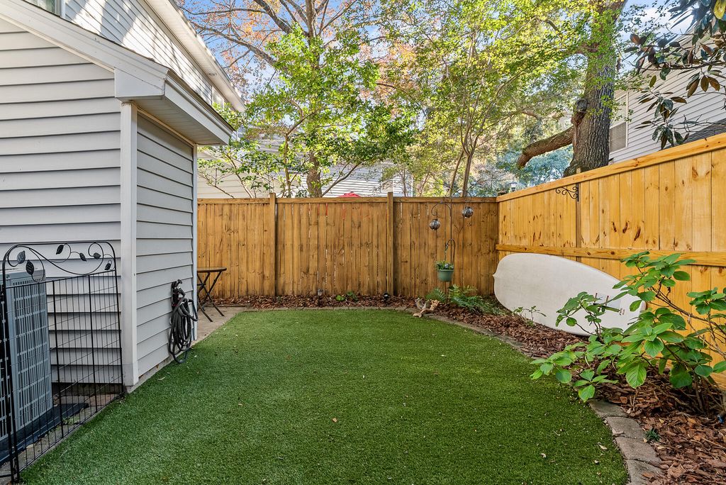 Photo of 1351 Cassidy Court #B, Mount Pleasant, SC 29464 (MLS # 25029606)