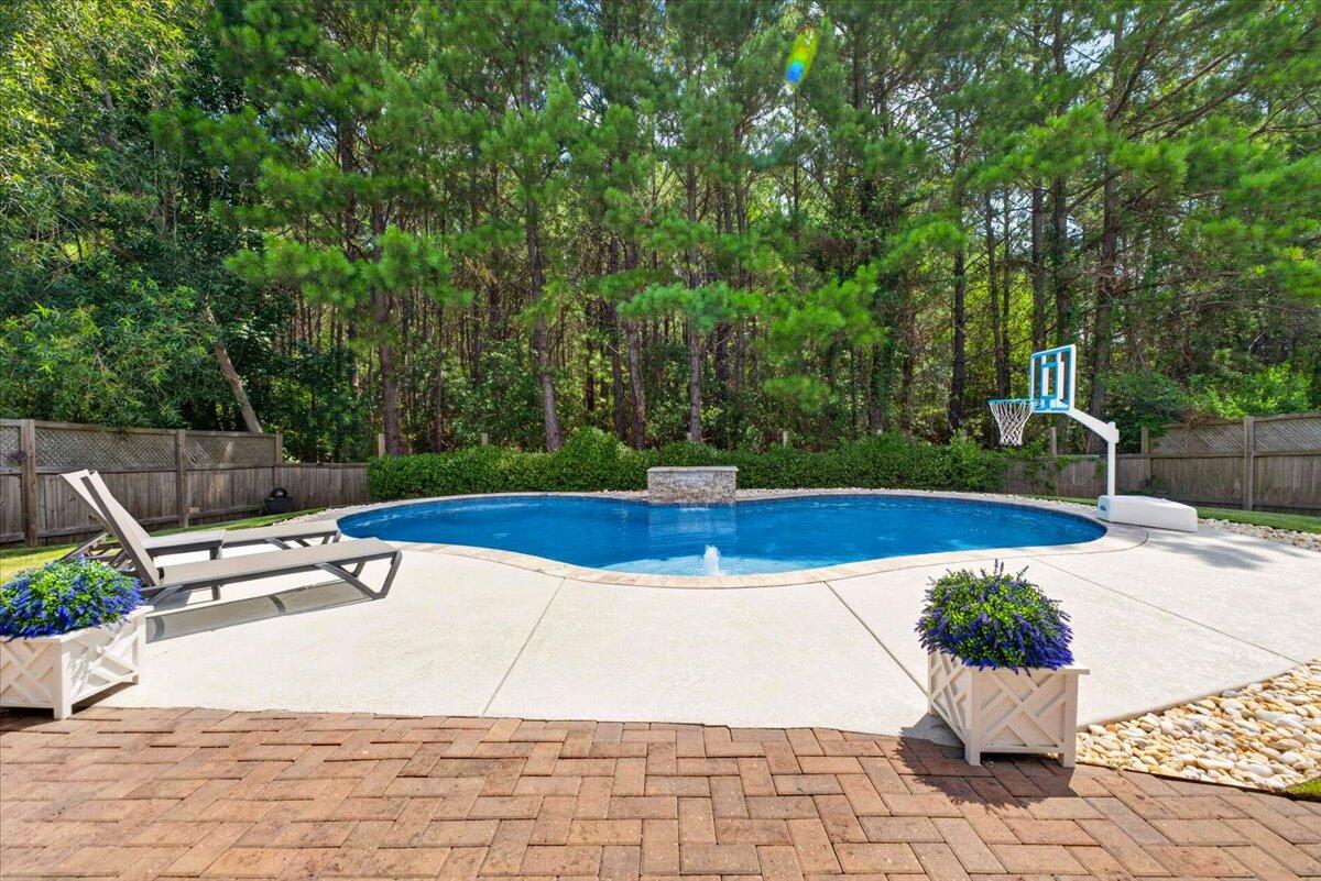 415 Spectrum Road