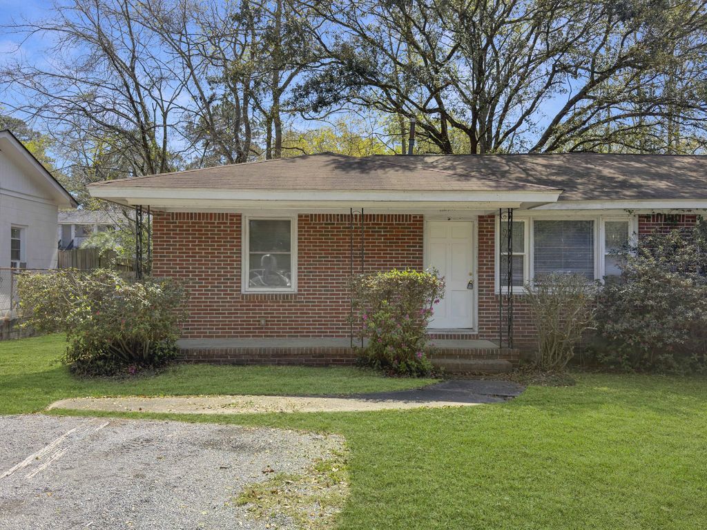 Photo of 1129 Berkeley Street #Unit A, Hanahan, SC 29410 (MLS # 26008032)