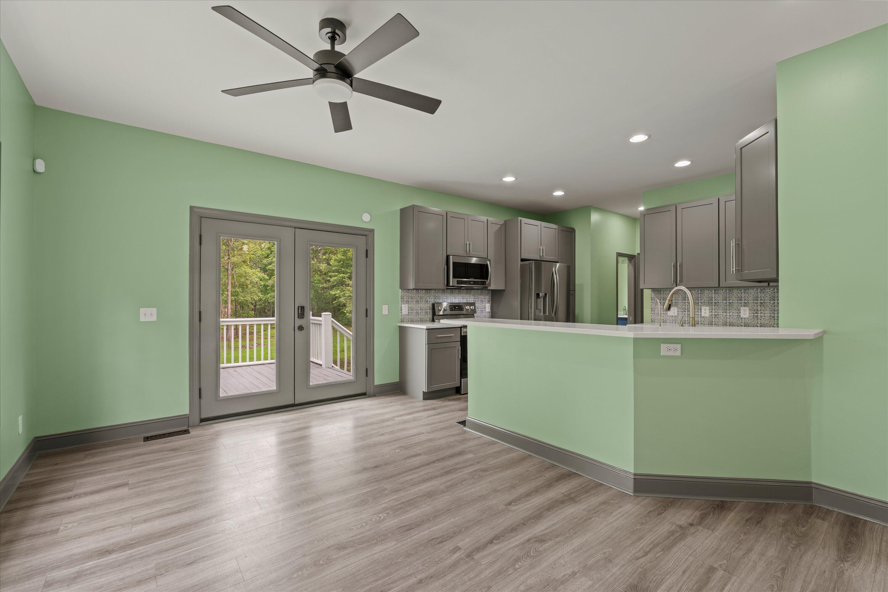 959 Sea Island Parkway