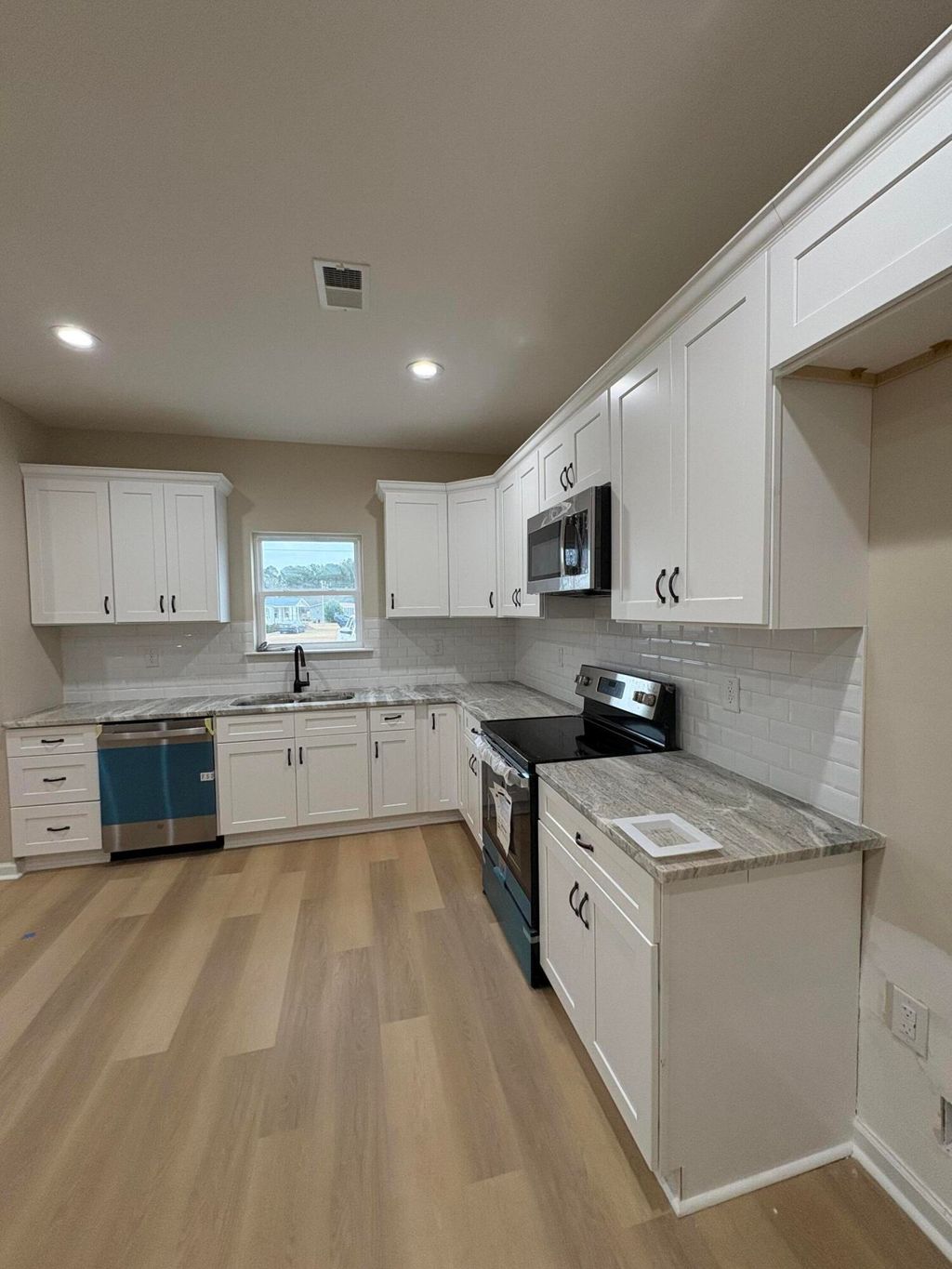 Photo of 190 Avocada Drive, Santee, SC 29142 (MLS # 25032370)