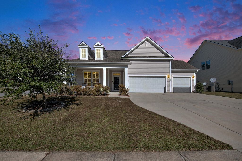Photo of 412 Stonefield Circle, Moncks Corner, SC 29461 (MLS # 25029915)
