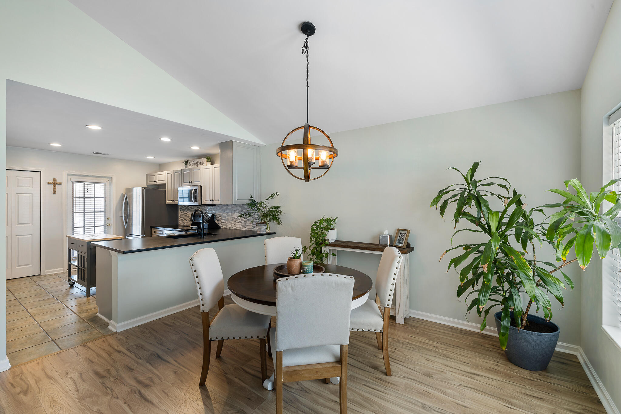 1136 Peninsula Cove Drive
