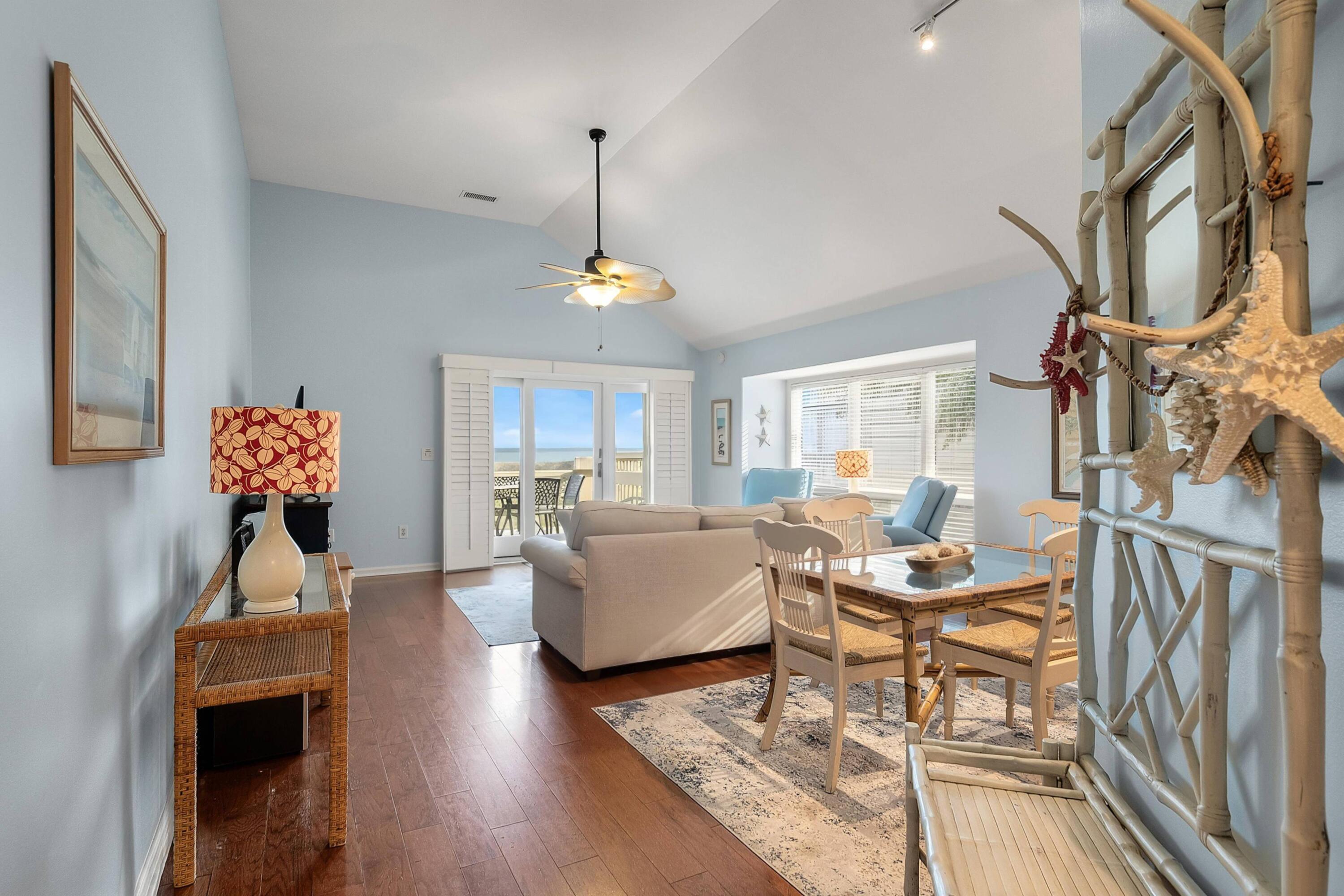 1360 Pelican Watch Villas