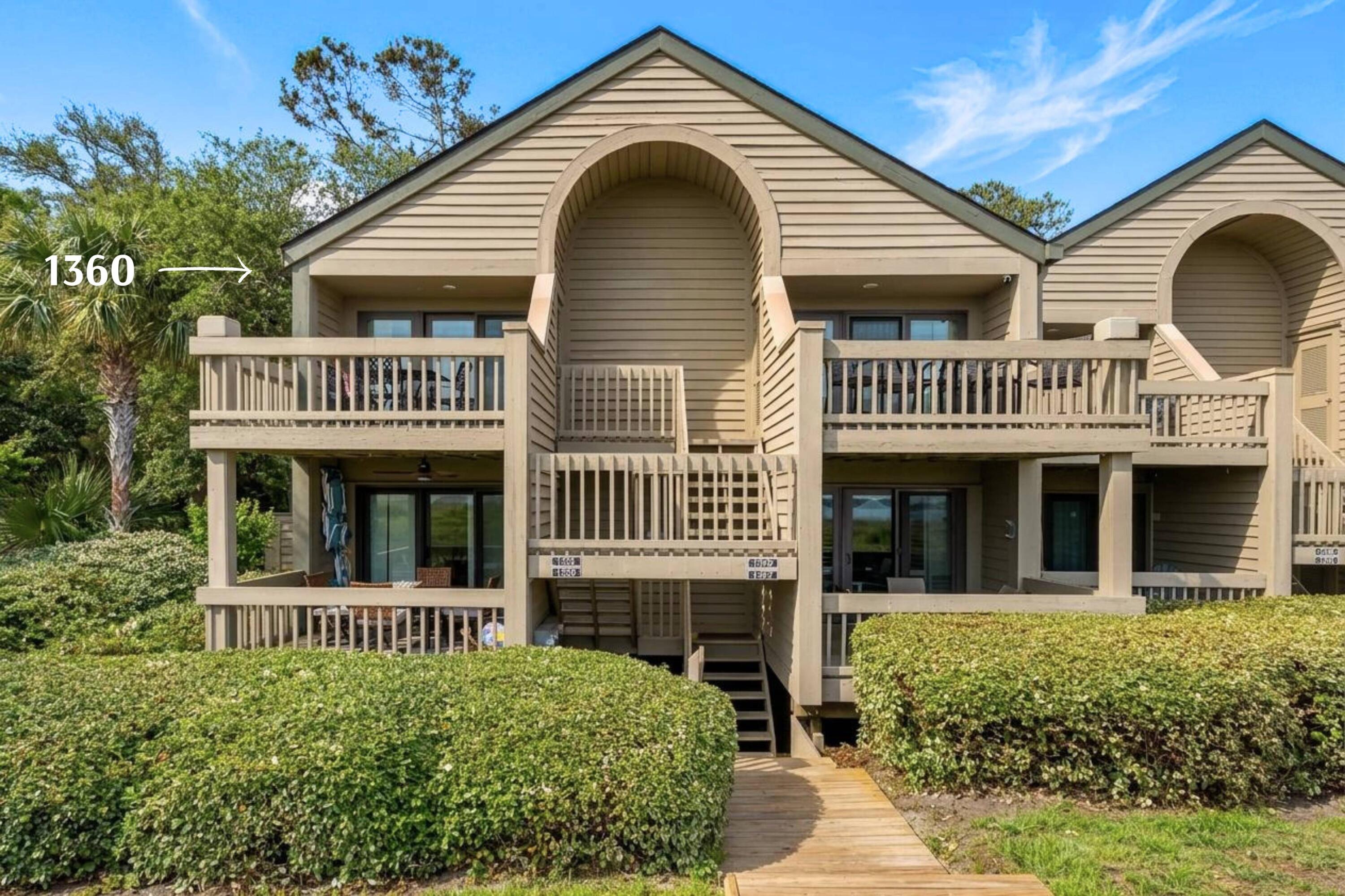 1360 Pelican Watch Villas