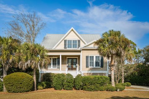 2413 Majestic Roses Court Mount Pleasant SC 29464