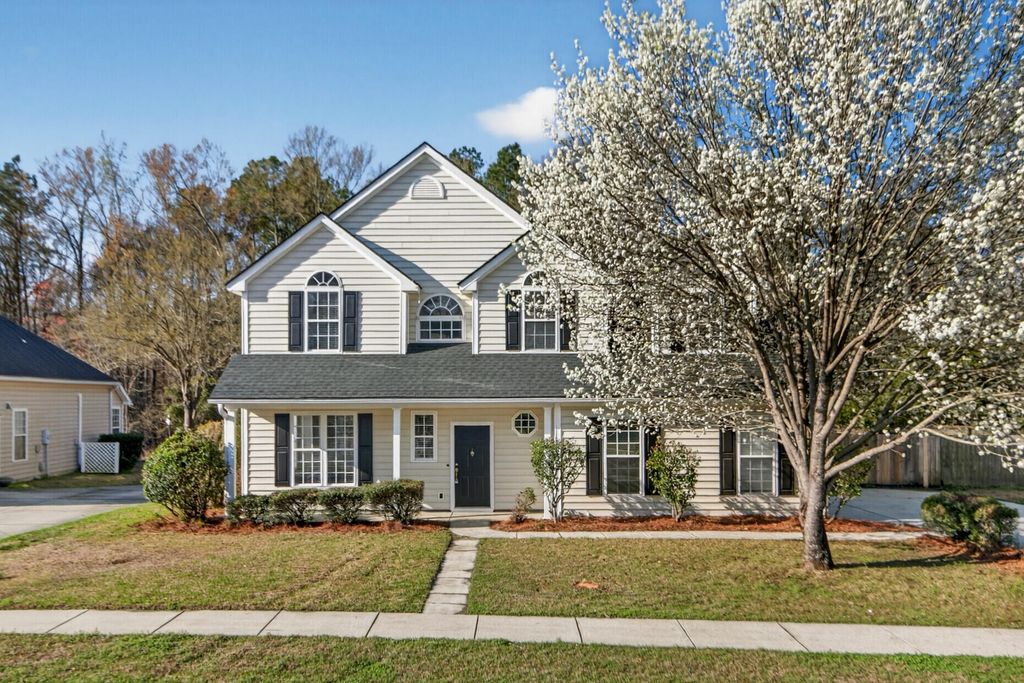 Photo of 178 Thousand Oaks Circle, Goose Creek, SC 29445 (MLS # 26007029)