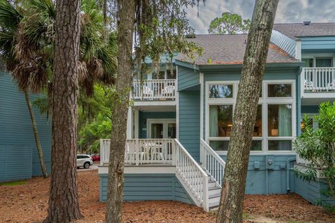 A home in Edisto Island