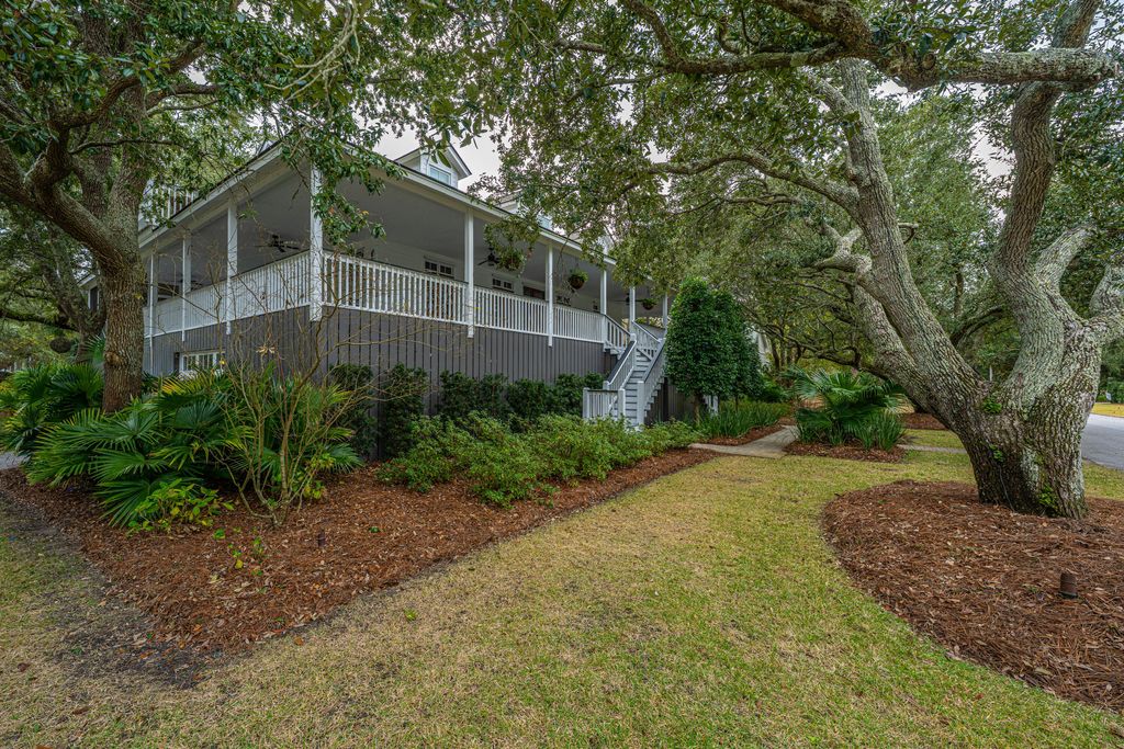 Photo of 2629 Goldbug Avenue, Sullivans Island, SC 29482 (MLS # 25032339)