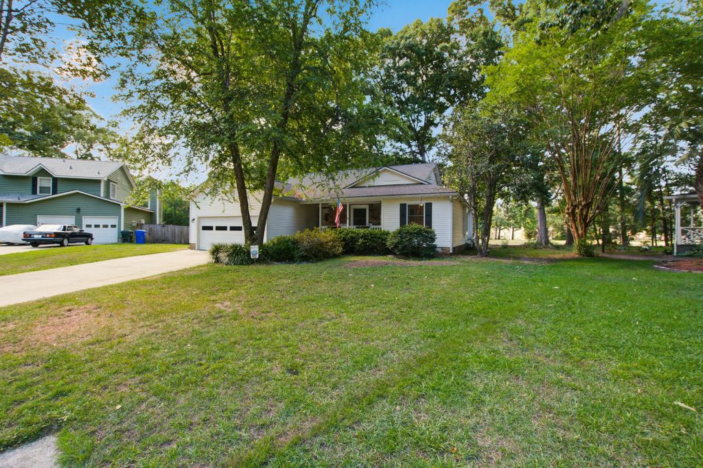 Photo of 7 Sconesill Lane, Charleston, SC 29414 (MLS # 26014995)
