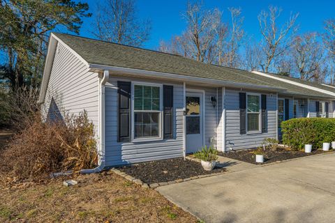 Photo of 1365 Pinnacle Lane, Charleston, SC 29412 (MLS # 26002934)