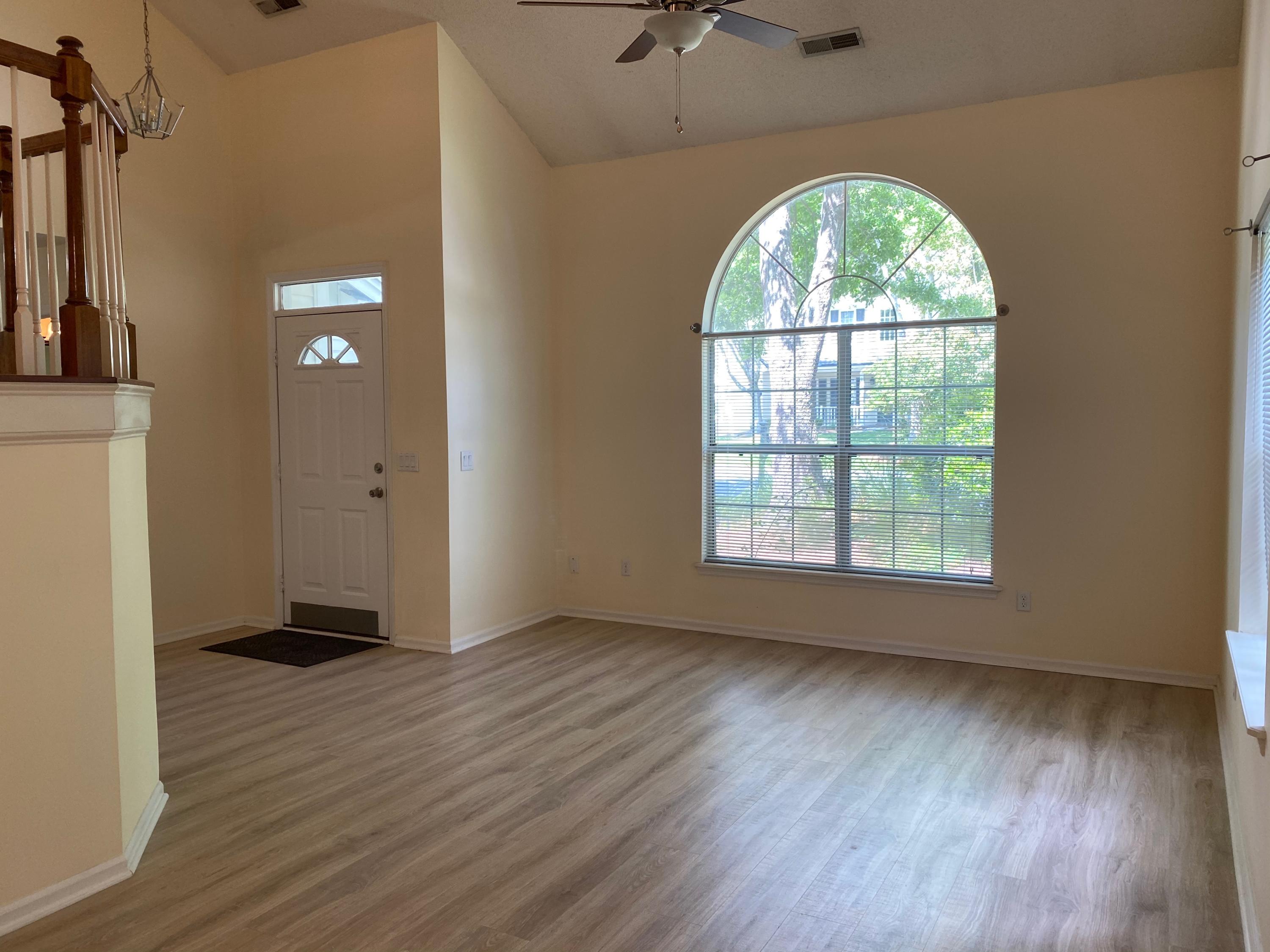 1287 Horseshoe Bend