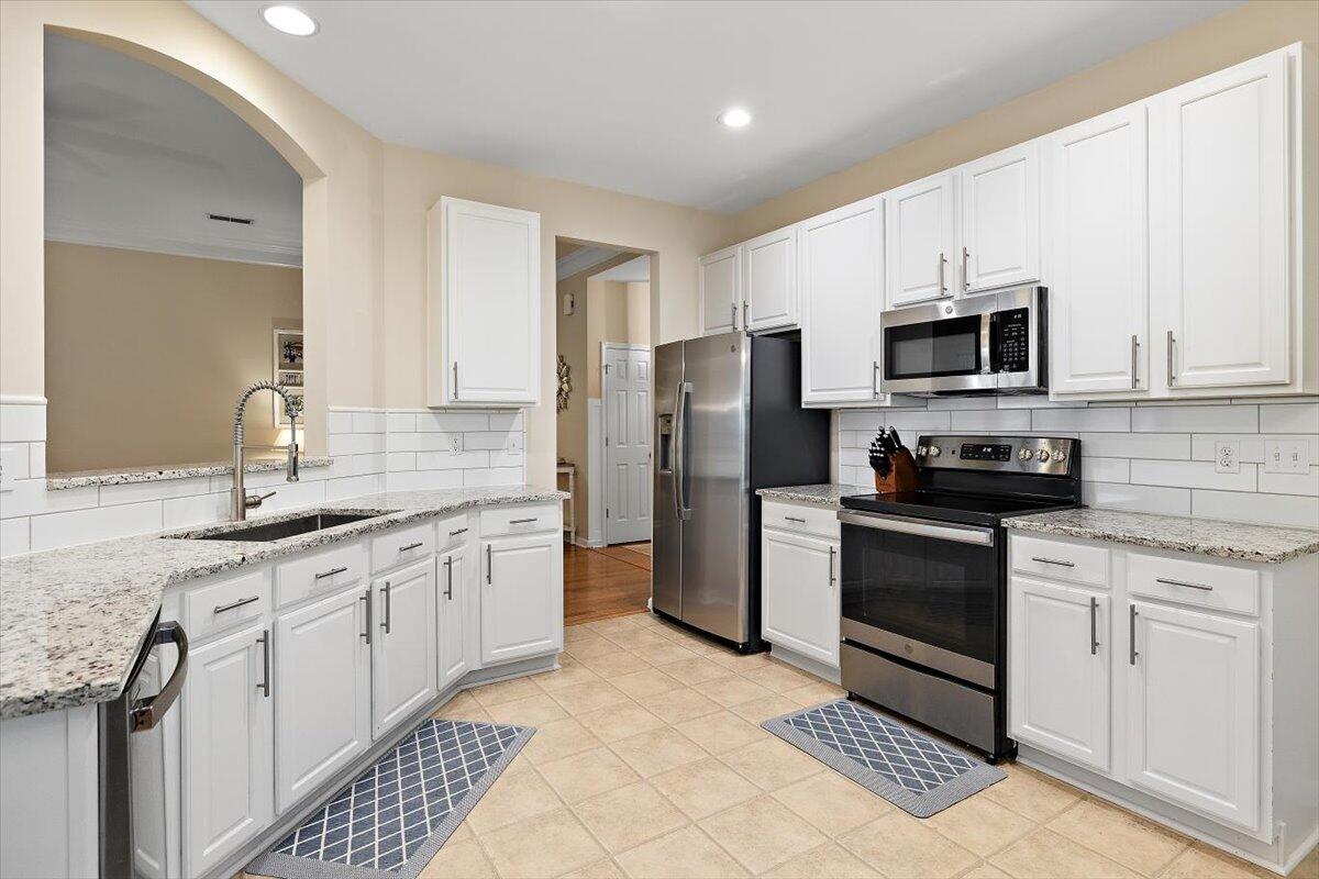 7481 Hawks Circle