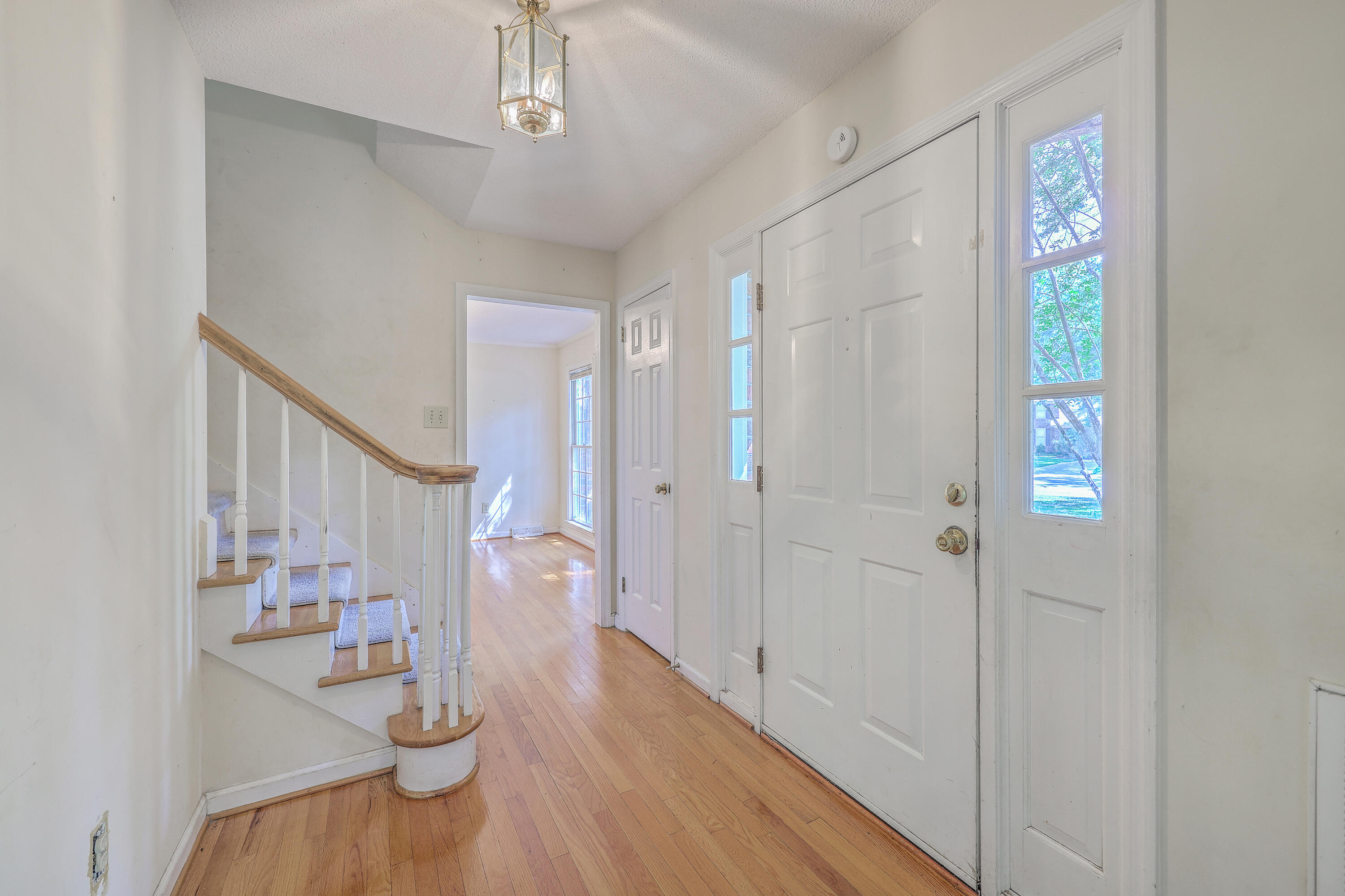 109 Squire Court