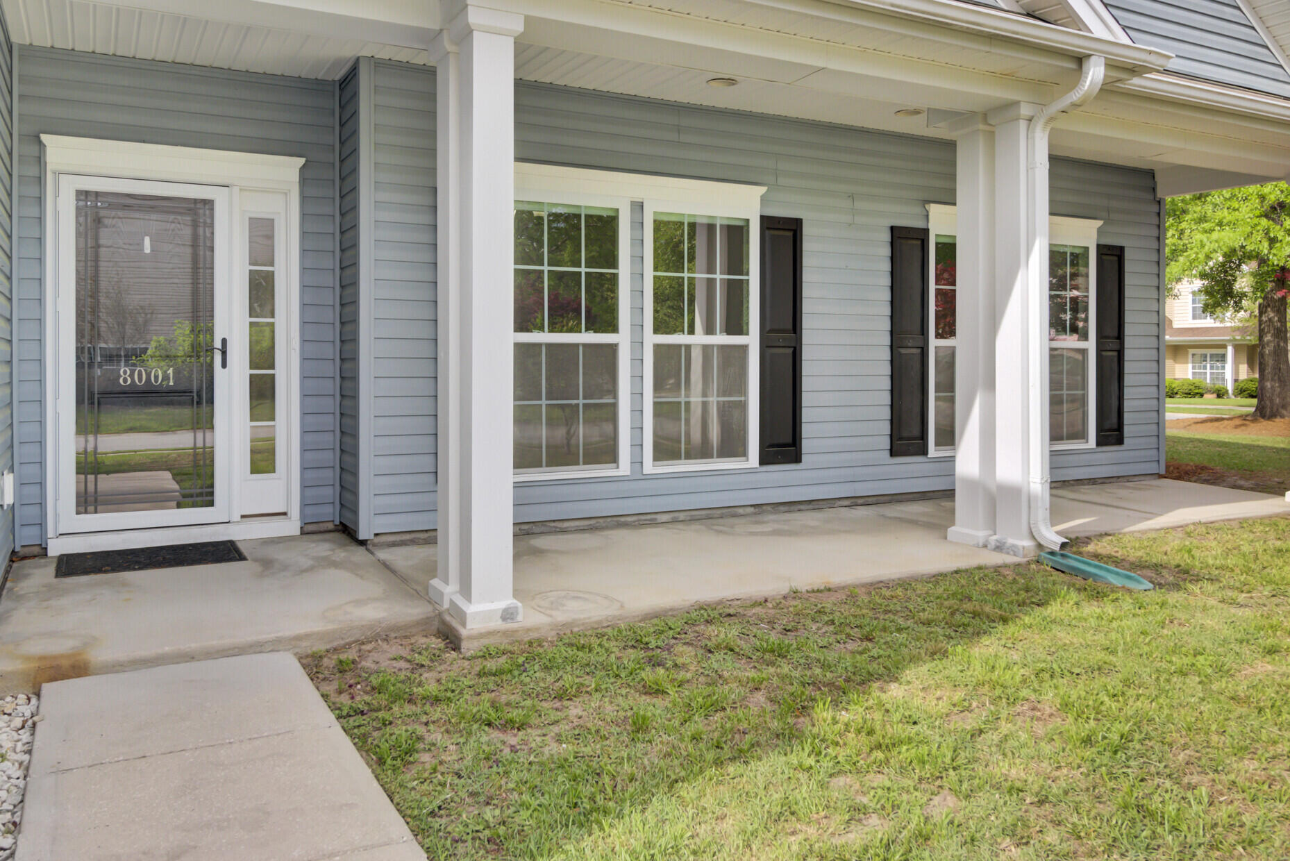 8001 Hydrangea Lane