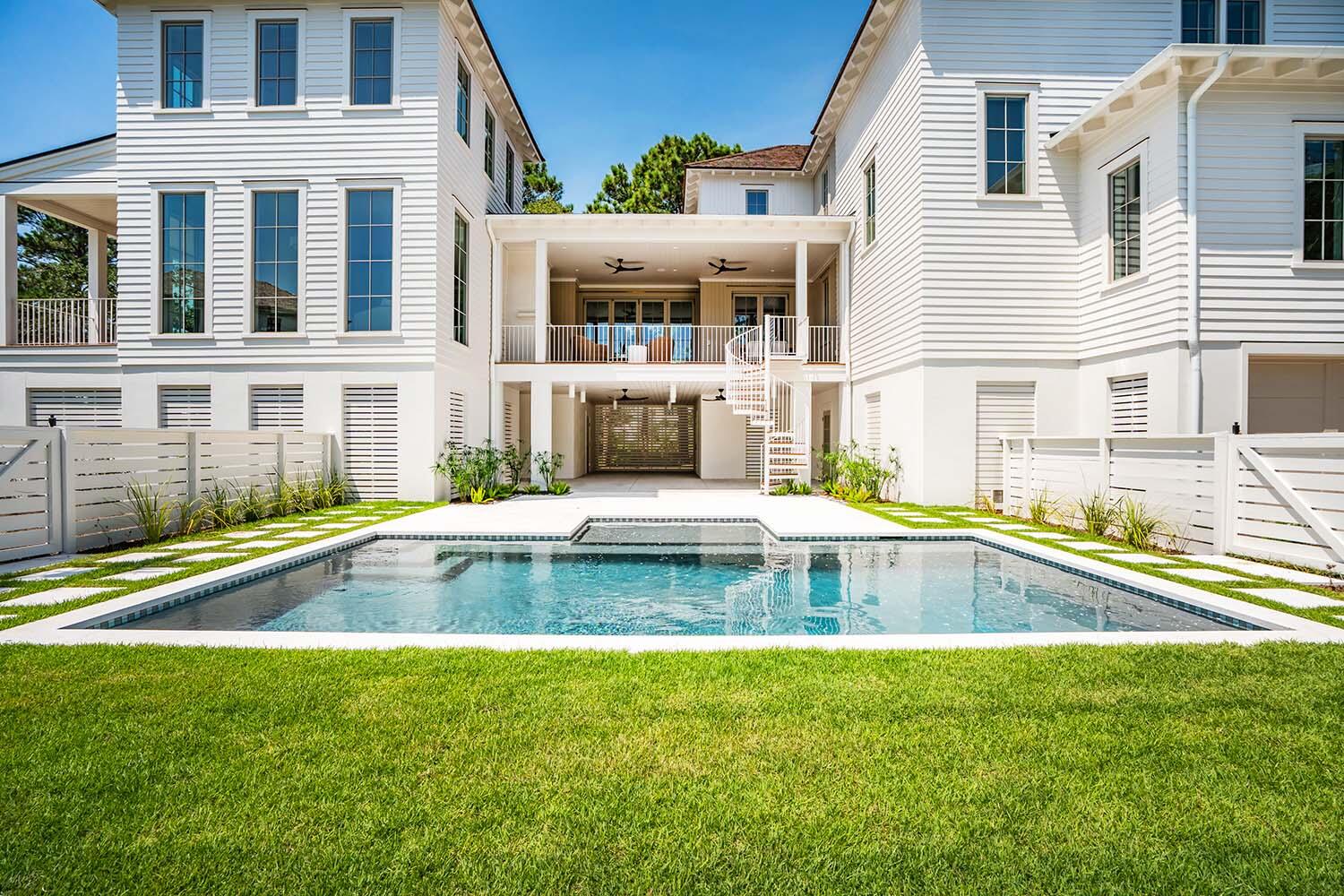 2724 Tidal Lane