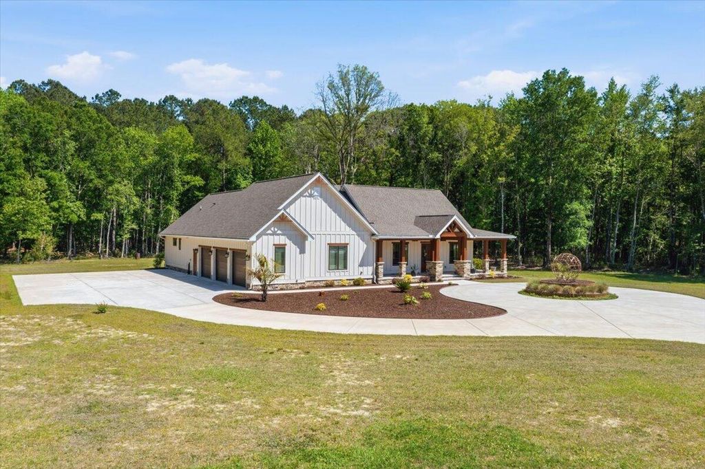 Photo of 6589 N Highway 17, Awendaw, SC 29429 (MLS # 26011325)