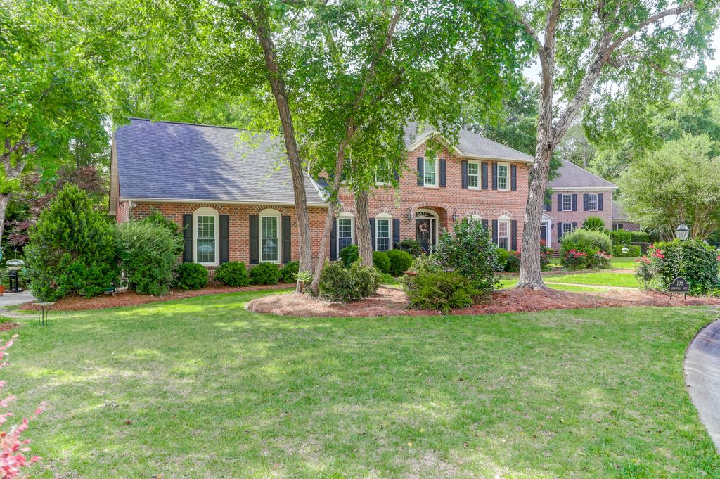 Photo of 108 Brownfield Drive, Summerville, SC 29483 (MLS # 26000918)
