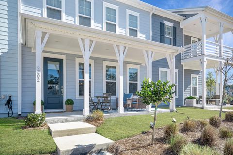 Photo of 2202 Brockton Lane, Mount Pleasant, SC 29466 (MLS # 26002926)