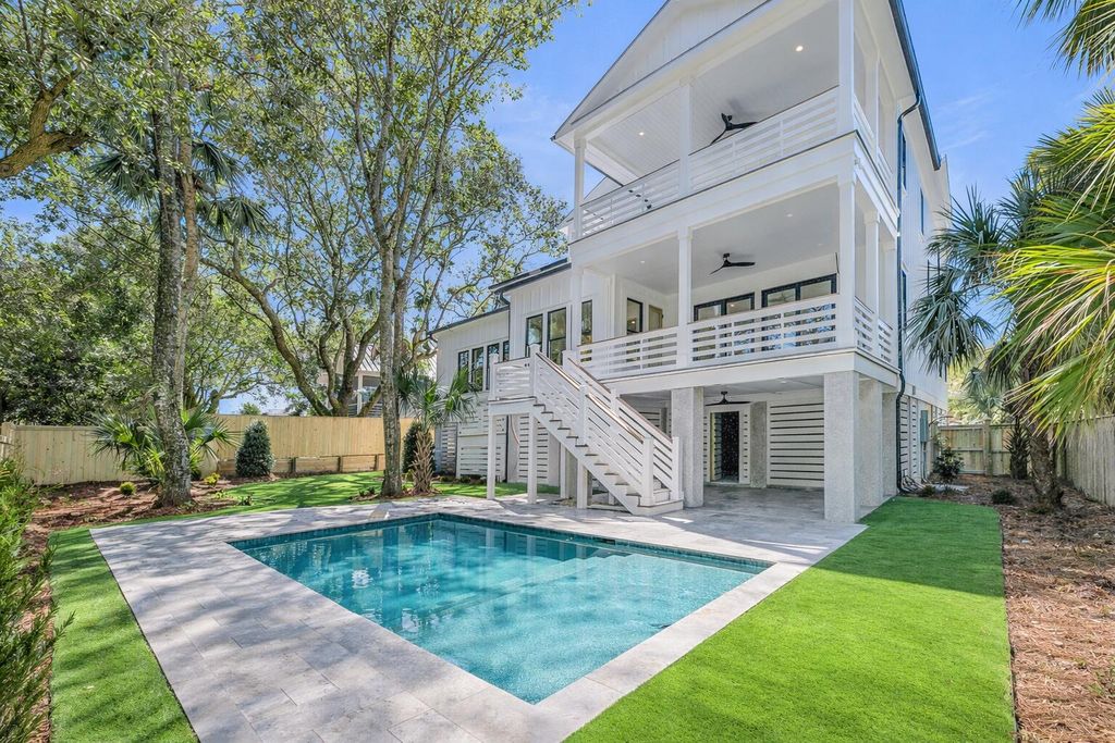 Photo of 6 29th Avenue, Isle of Palms, SC 29451 (MLS # 26007644)