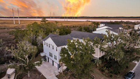 A home in Johns Island