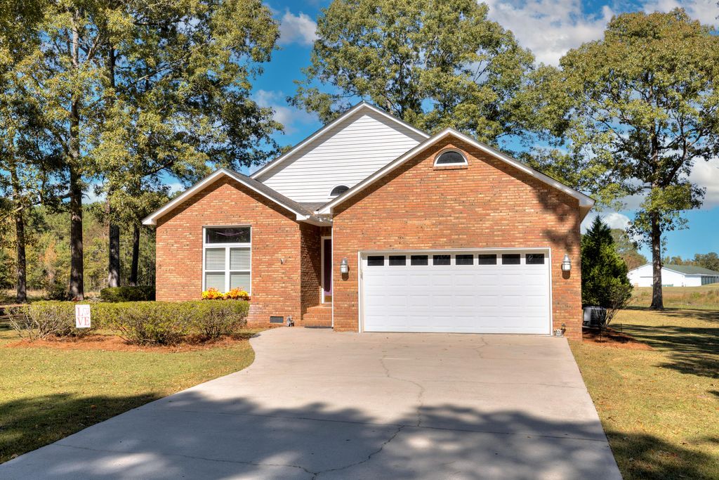 Photo of 830 Bentwood Circle, Manning, SC 29102 (MLS # 25032525)