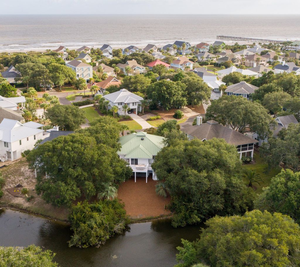 Photo of 6 Ocean Park Court, Isle of Palms, SC 29451 (MLS # 25026415)