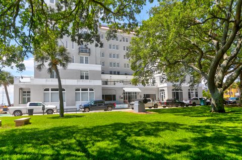 Photo of 1 King Street #702, Charleston, SC 29401 (MLS # 25017727)