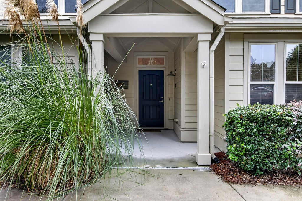 Photo of 5529 Colonial Chatsworth Circle #4c, North Charleston, SC 29418 (MLS # 26027846)