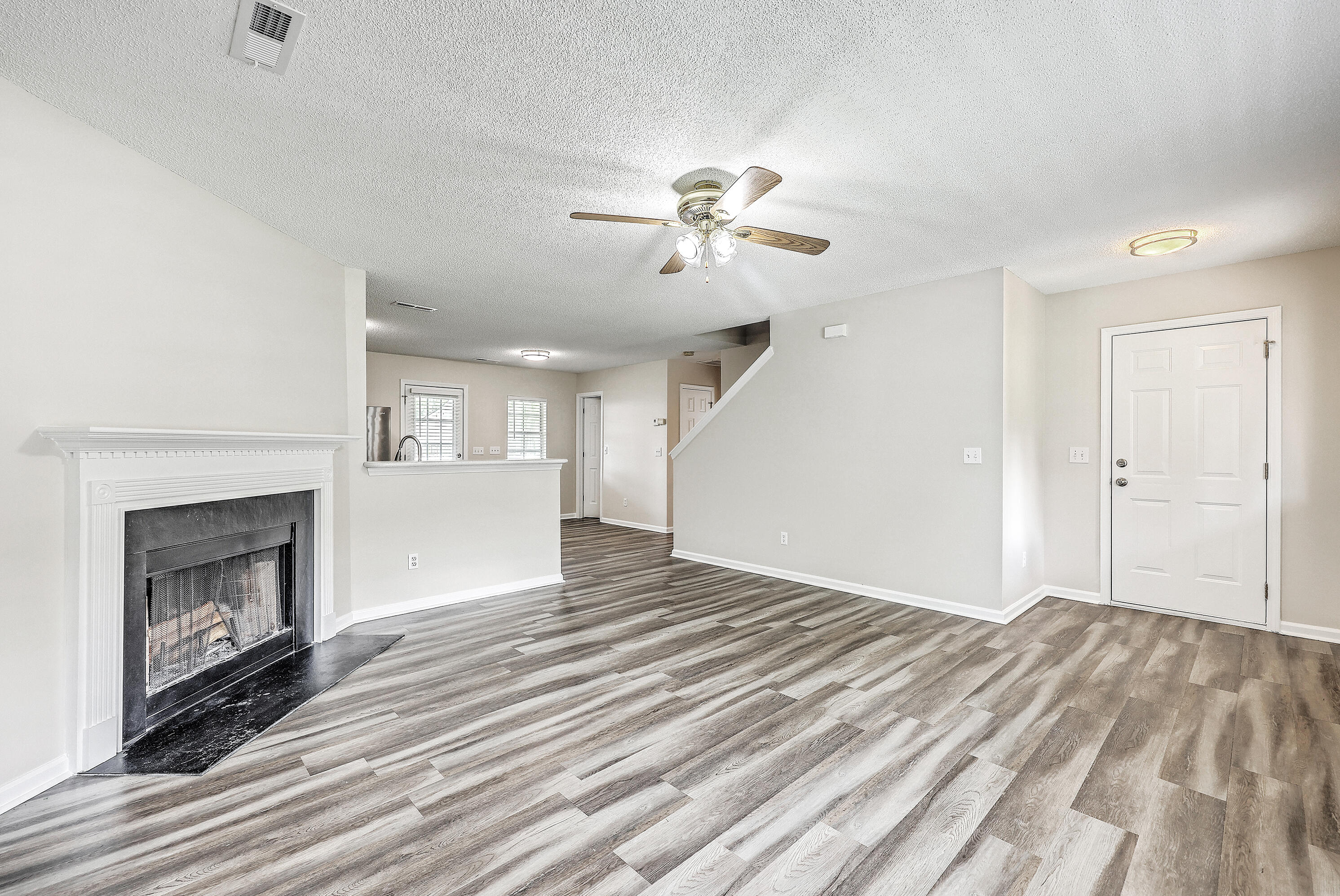 5148 Ballantine Drive