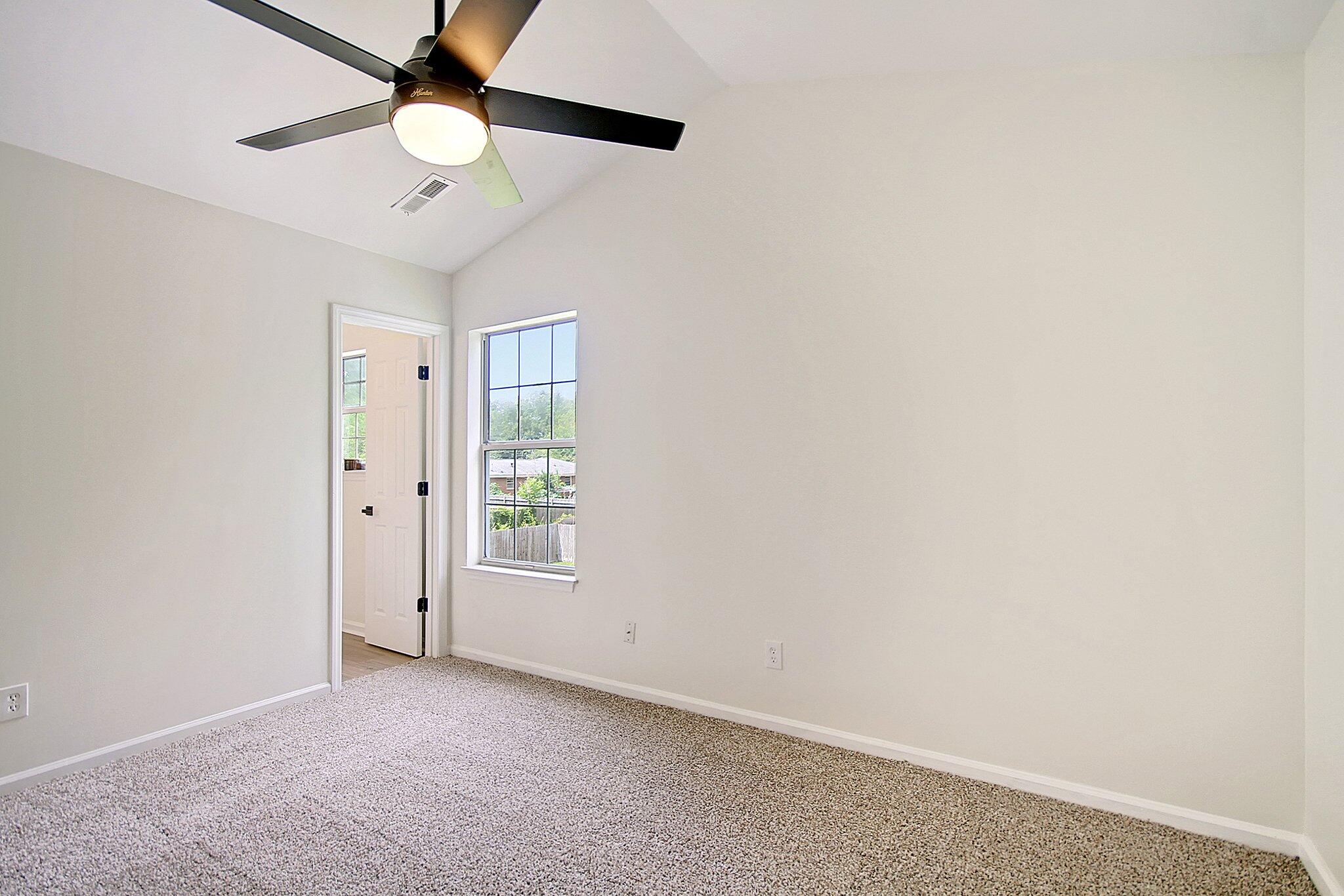 Photo 18 of 25 of 4080 Bonaparte Drive house