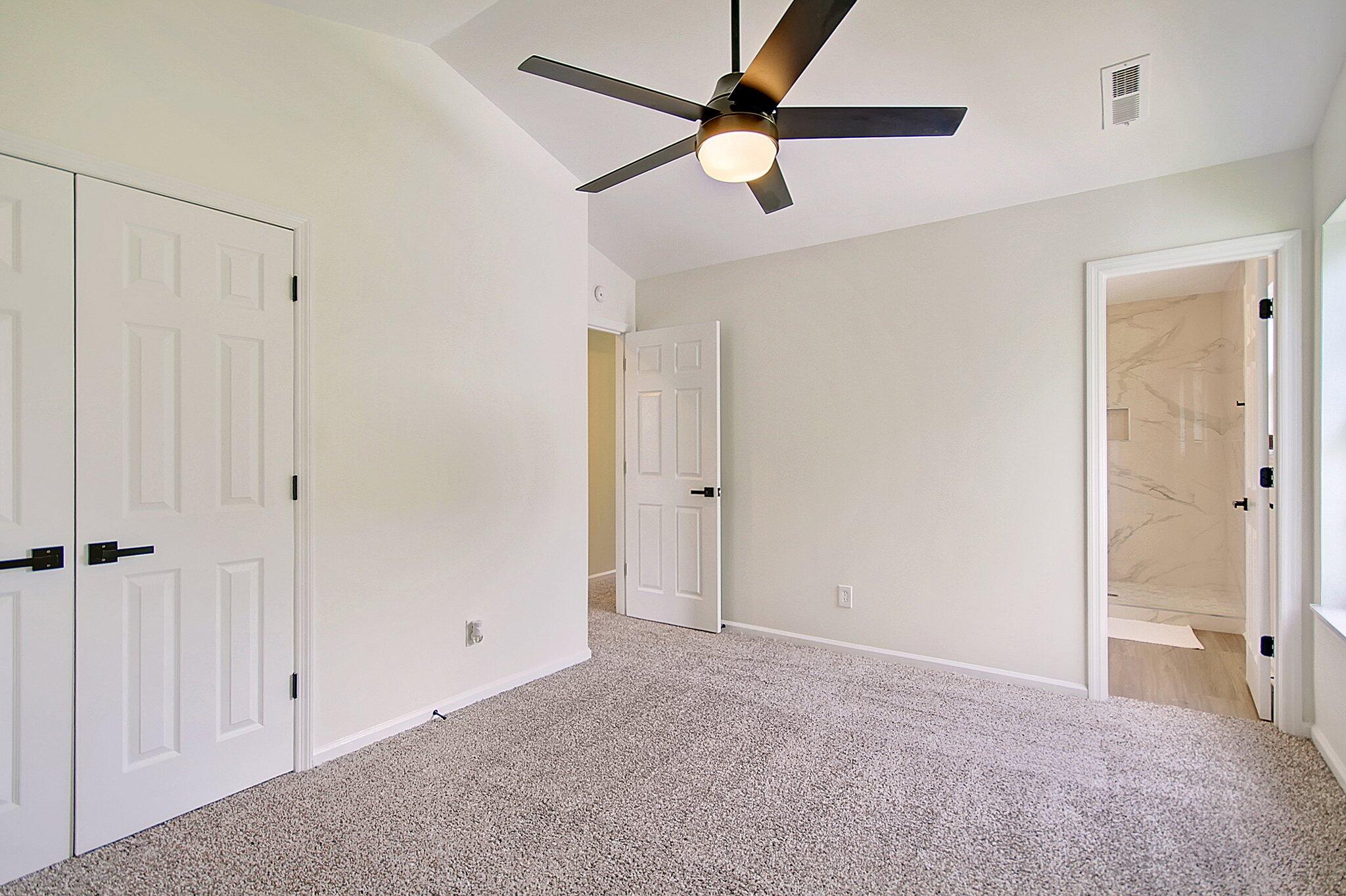 Photo 15 of 25 of 4080 Bonaparte Drive house