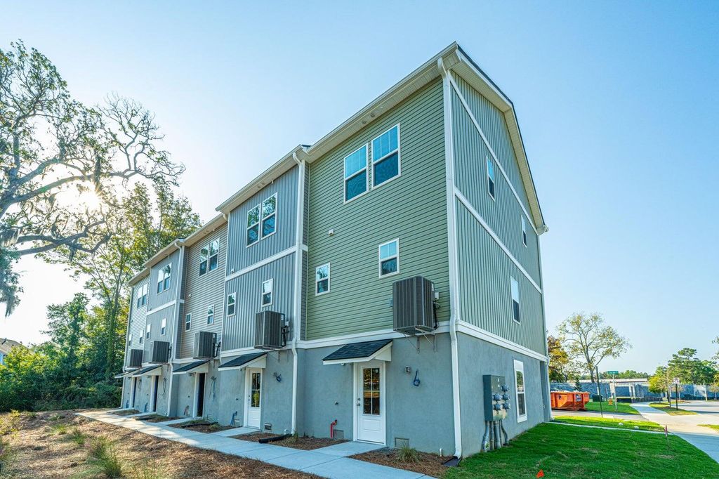 Photo of 402 Gravy Train Street, Charleston, SC 29414 (MLS # 25026371)