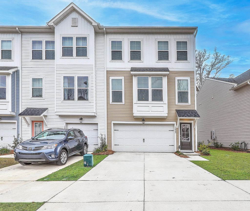 Photo of 1045 Old Cypress Run, Hanahan, SC 29410 (MLS # 25032179)