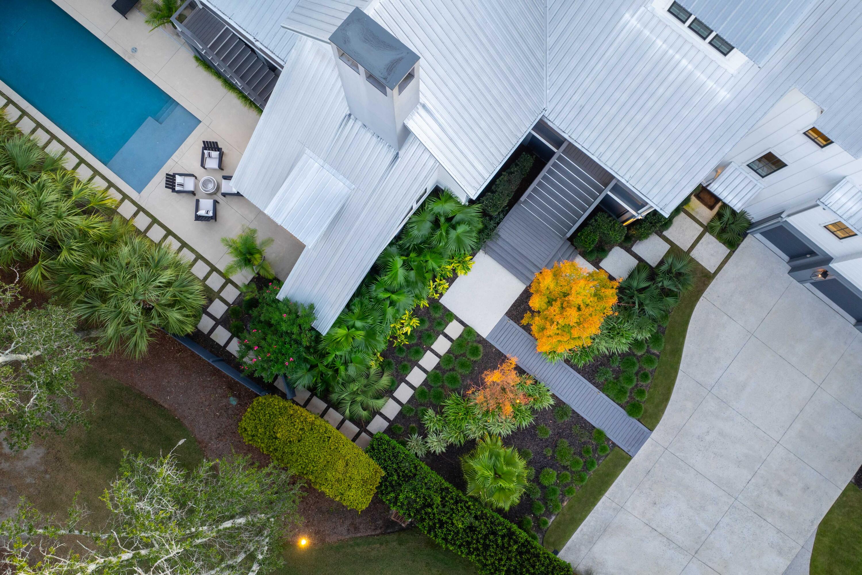 572 Wading Place