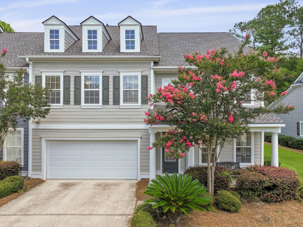 Photo of 132 Fresh Meadow Lane, Mount Pleasant, SC 29466 (MLS # 25025008)