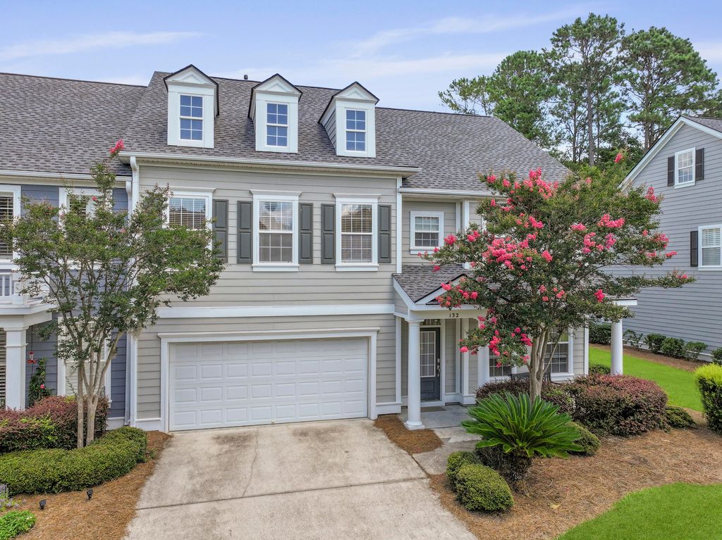 Photo of 132 Fresh Meadow Lane, Mount Pleasant, SC 29466 (MLS # 25025008)