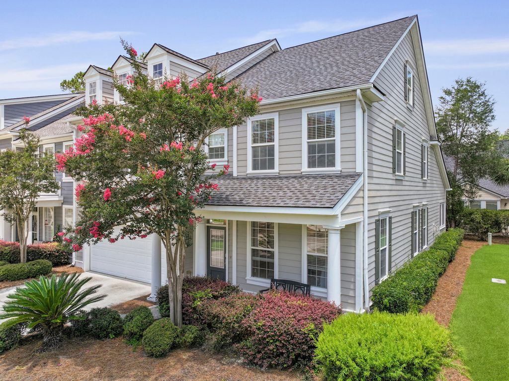 Photo of 132 Fresh Meadow Lane, Mount Pleasant, SC 29466 (MLS # 25025008)