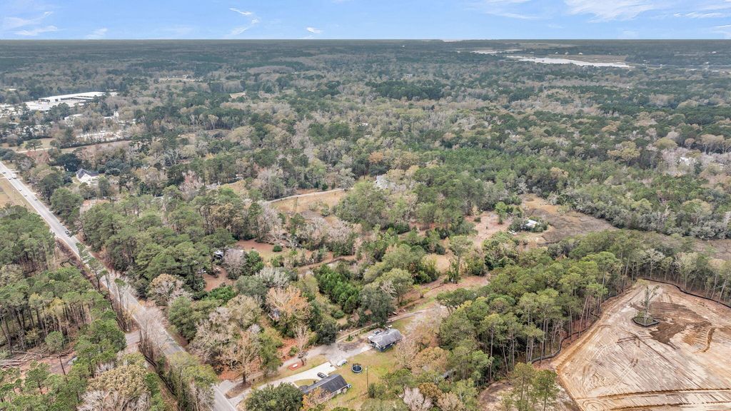 Photo of 672 Main Road, Johns Island, SC 29455 (MLS # 25032136)