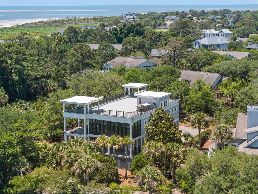 Photo of 2213 Rolling Dune Road, Seabrook Island, SC 29455 (MLS # 26014578)