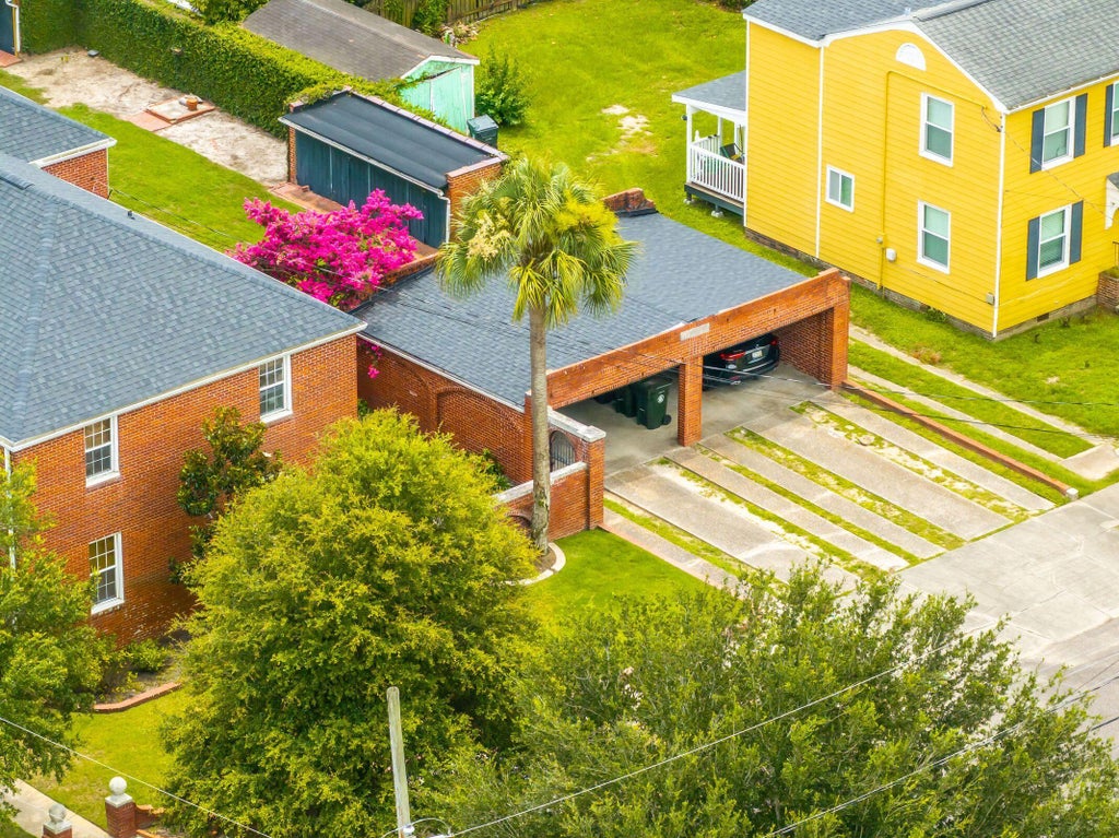 Photo of 17 8th Avenue #17c, Charleston, SC 29403 (MLS # 26019433)
