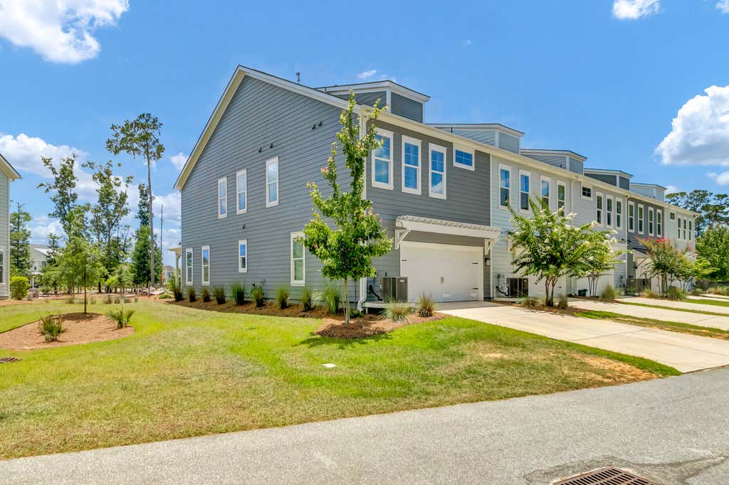 Photo of 3091 Sturbridge Road, Mount Pleasant, SC 29466 (MLS # 26019663)