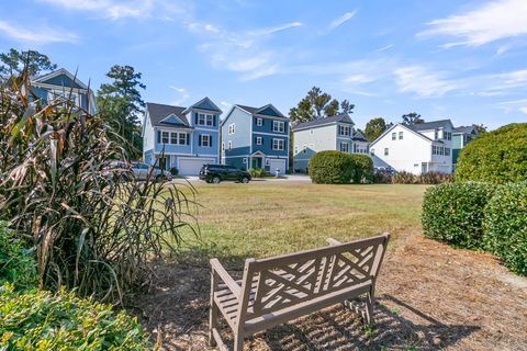 A home in North Charleston