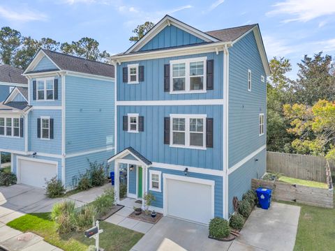 A home in North Charleston