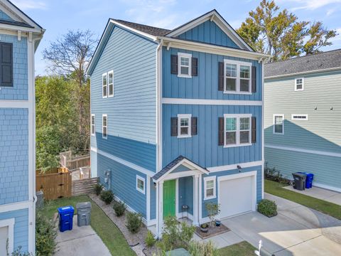 A home in North Charleston